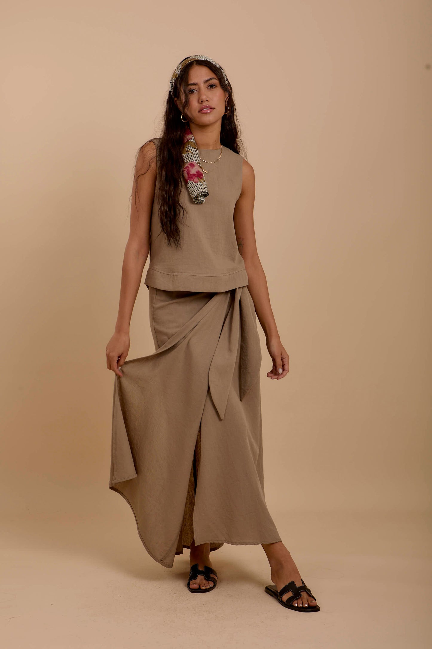Café Linen Sleeveless Top