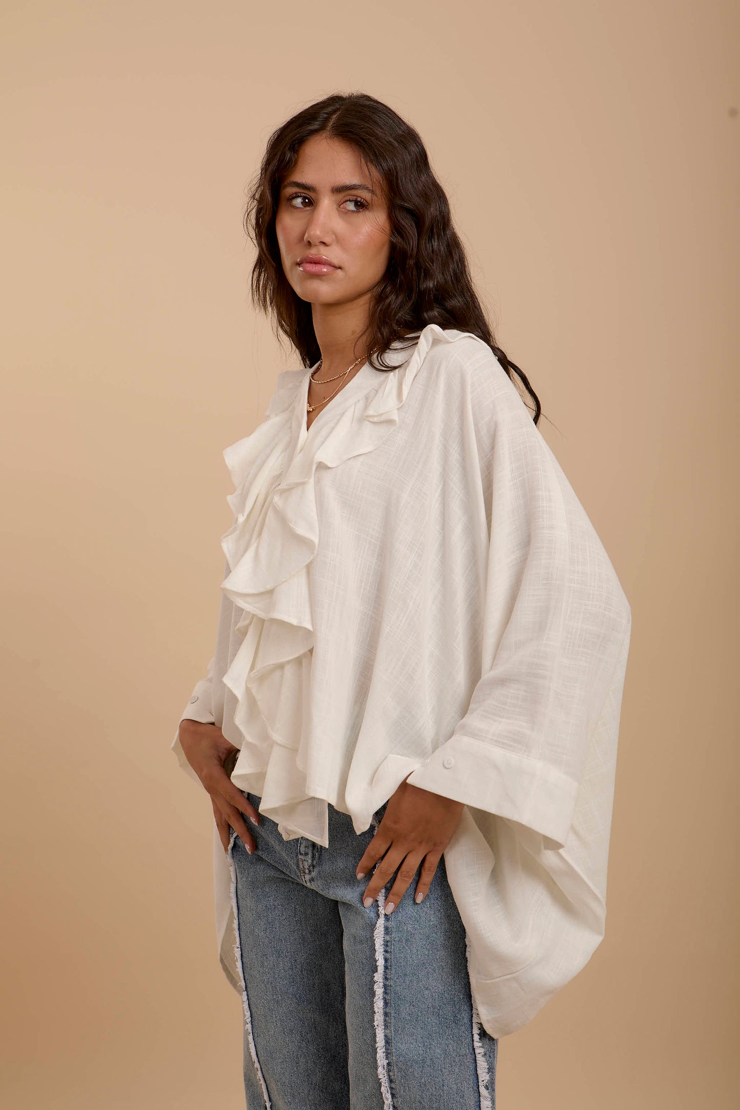 Ruffles Boho off-white shirt