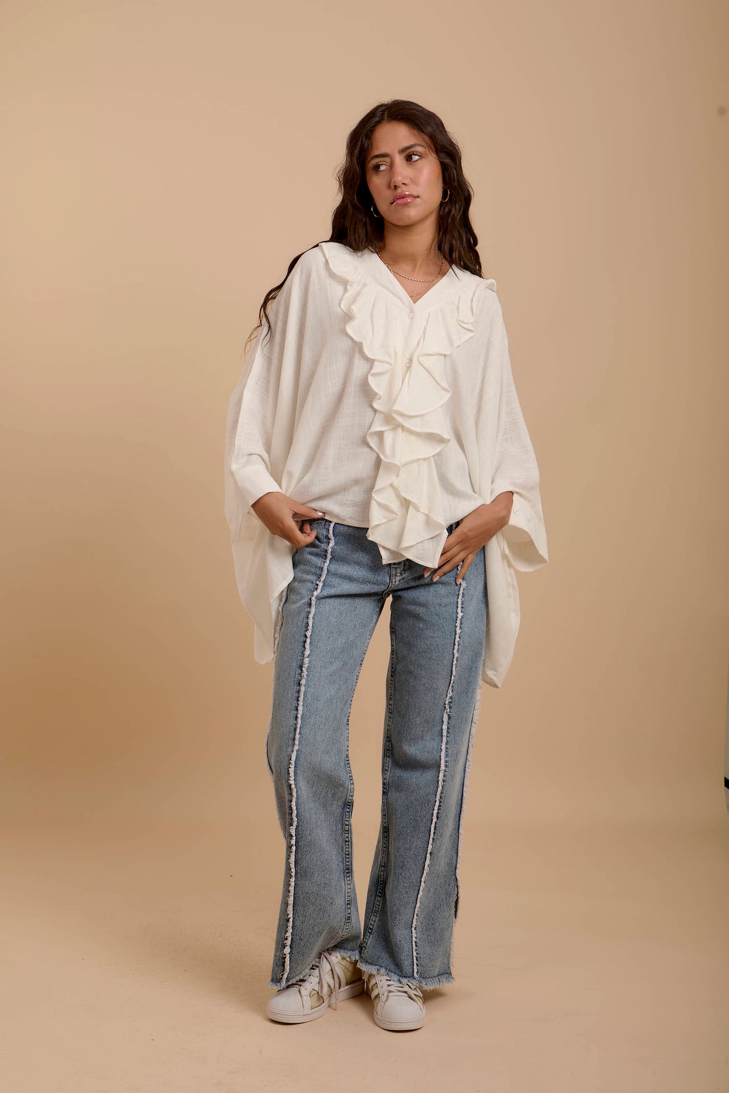 Ruffles Boho off-white shirt