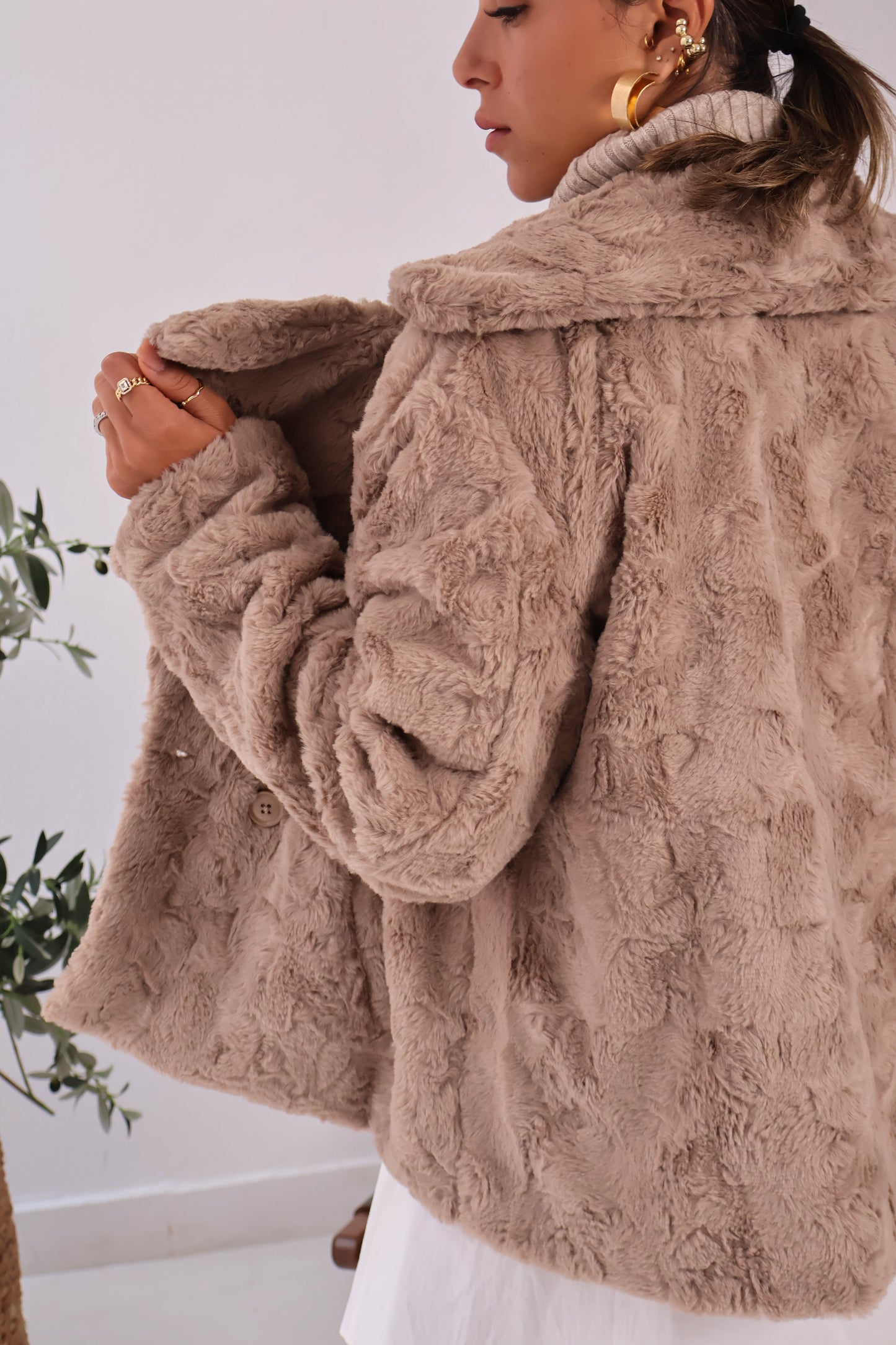 Wild Whisper Cropped Fur in Dark Beige