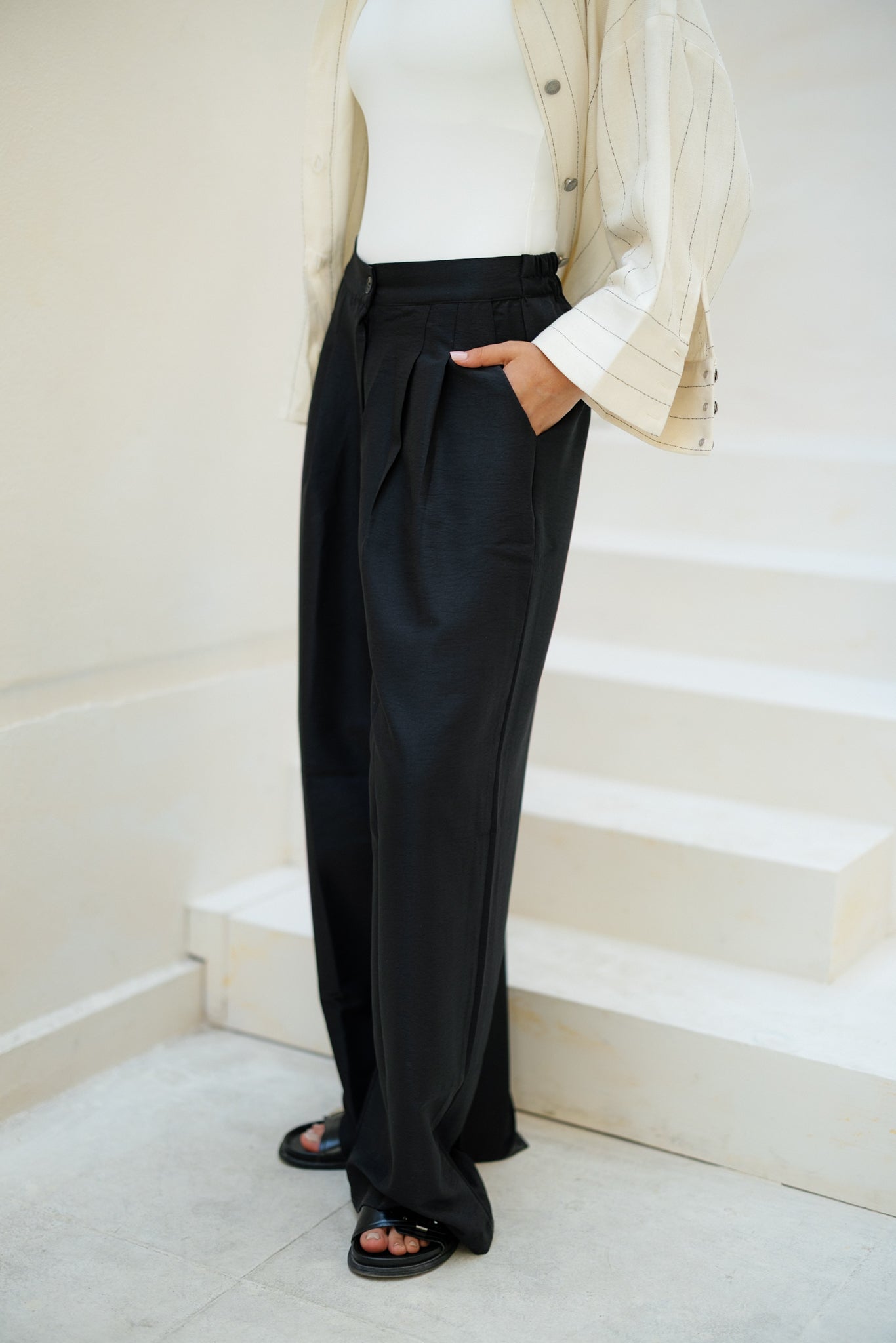 Darted Pants - Black