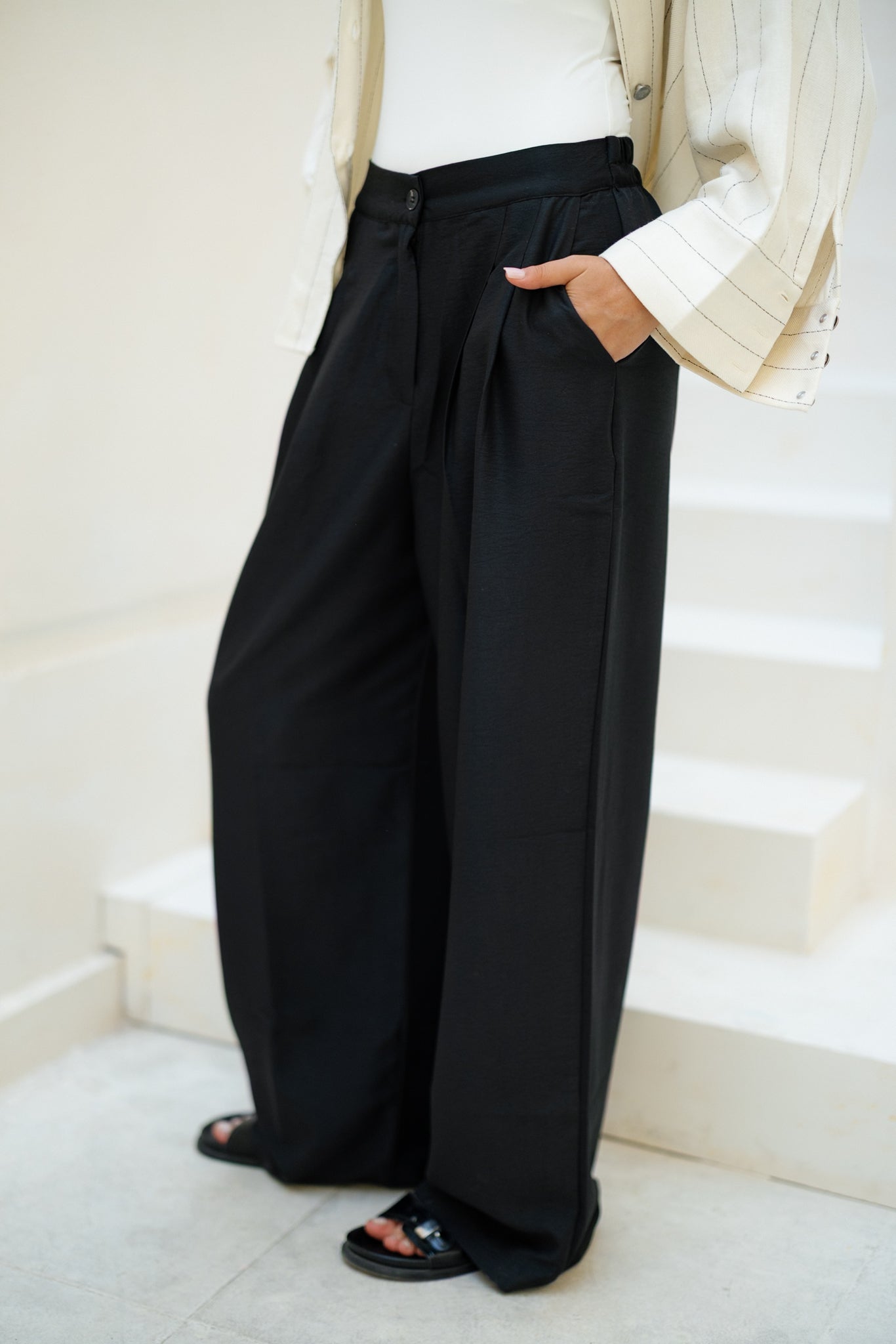 Darted Pants - Black