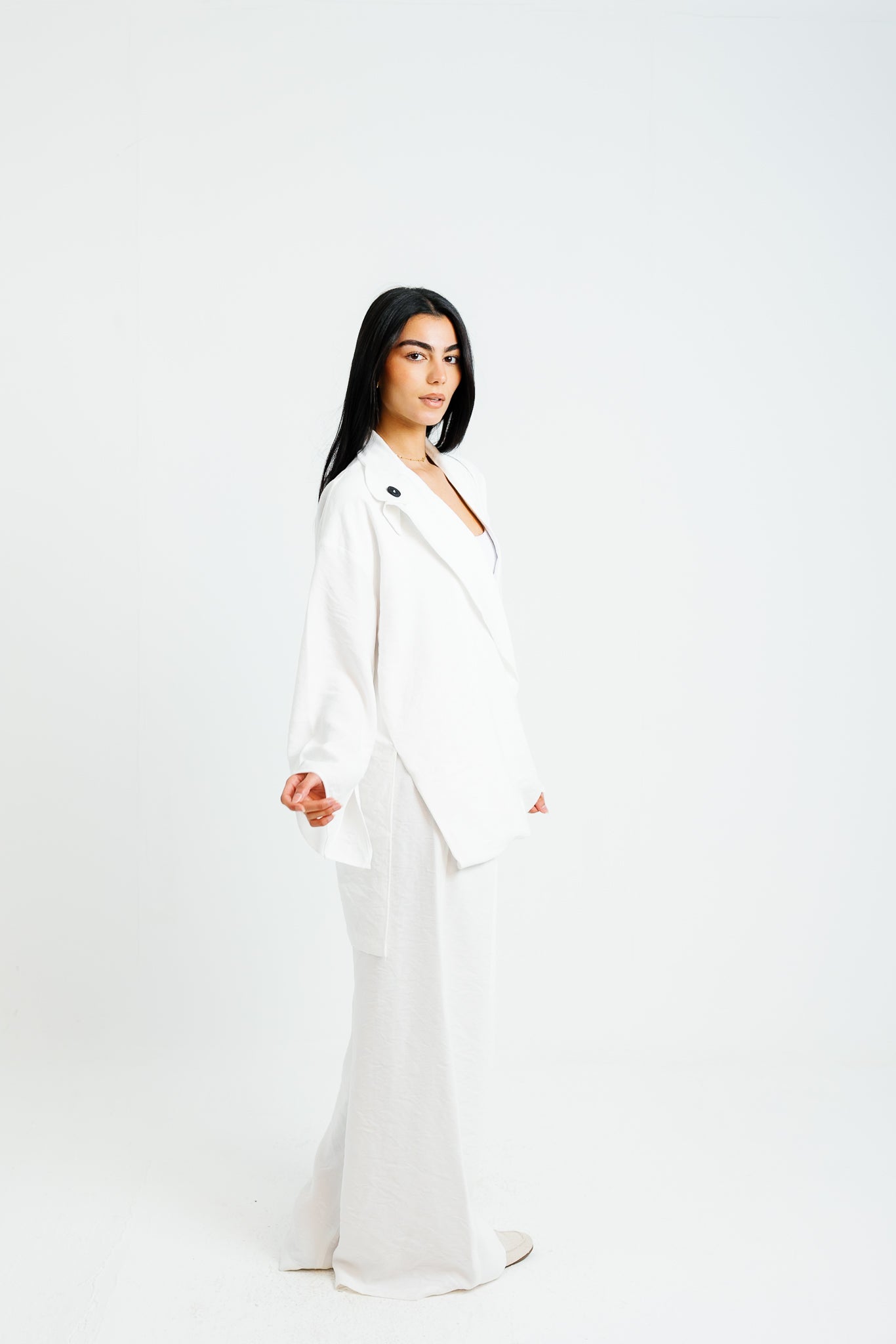 The Twisted Fit Set - White
