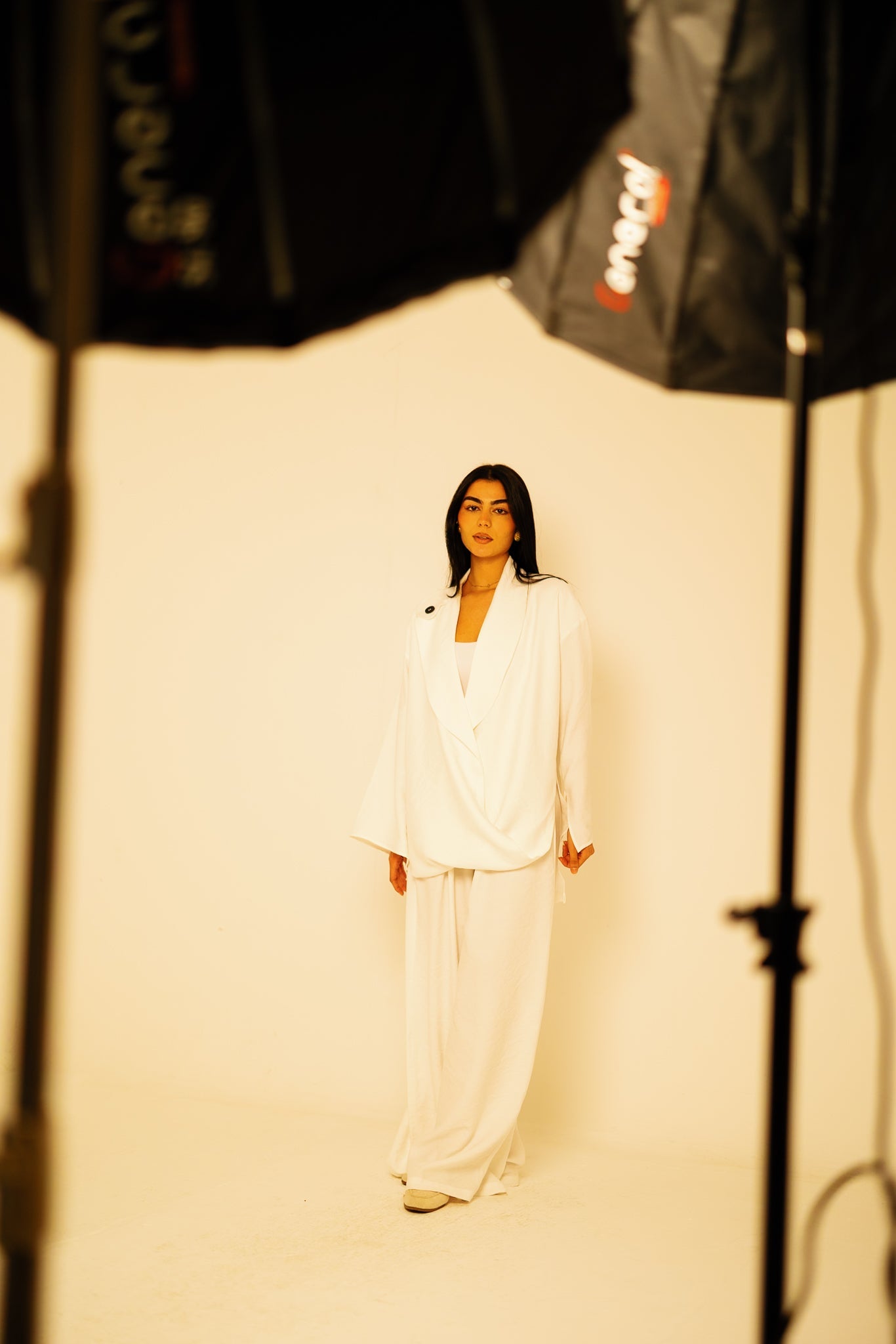 The Twisted Fit Set - White