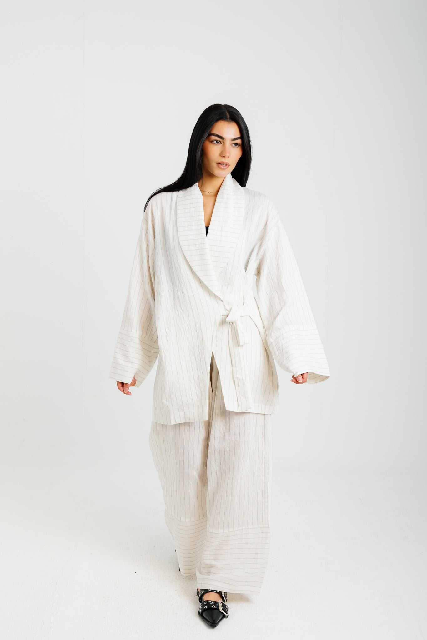 The Pinstripe Wrapped Set - White