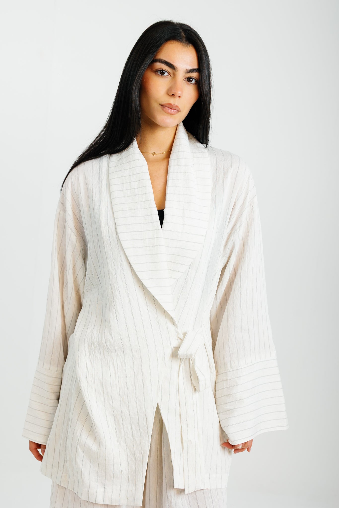 The Pinstripe Wrapped Set - White