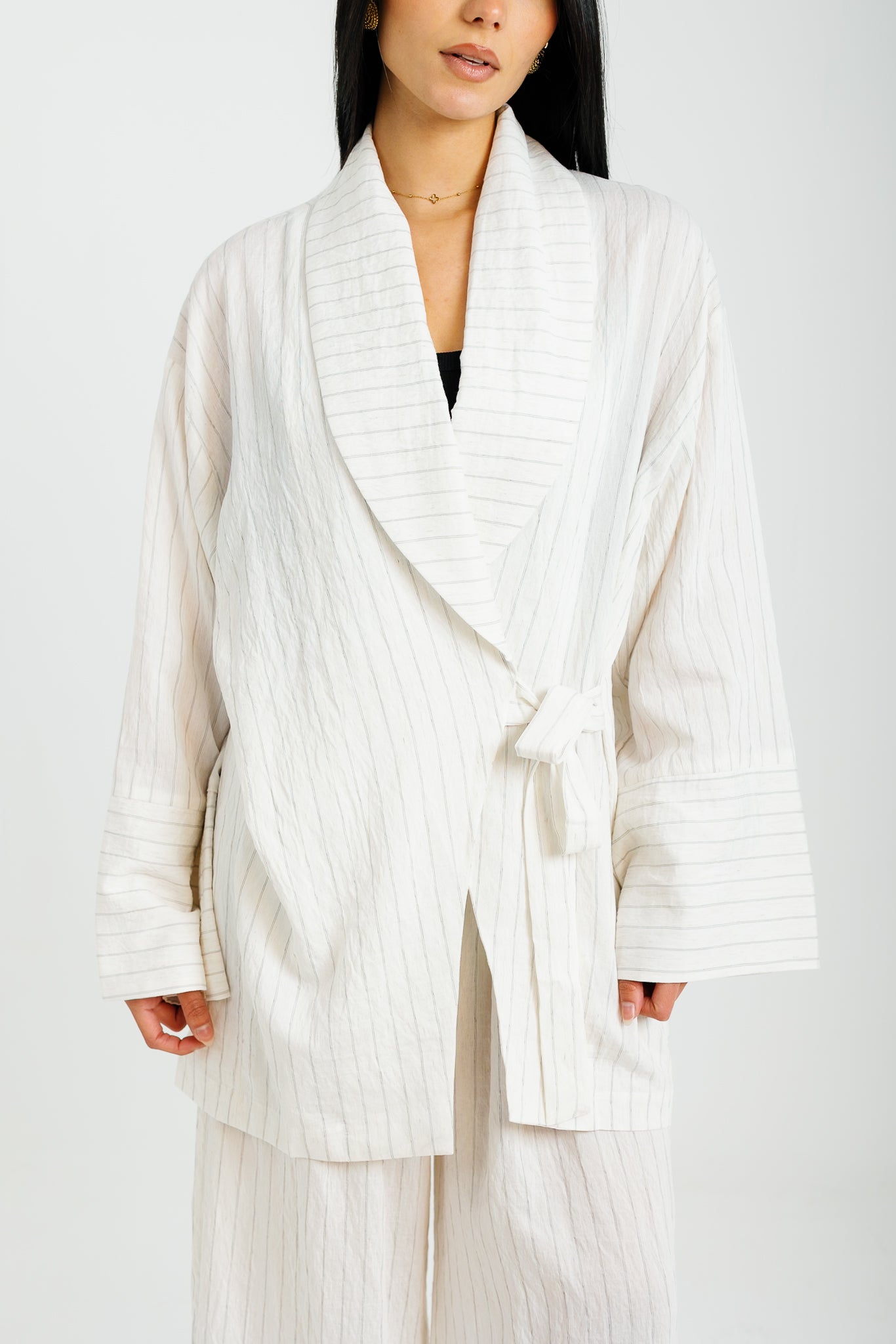 The Pinstripe Wrapped Set - White