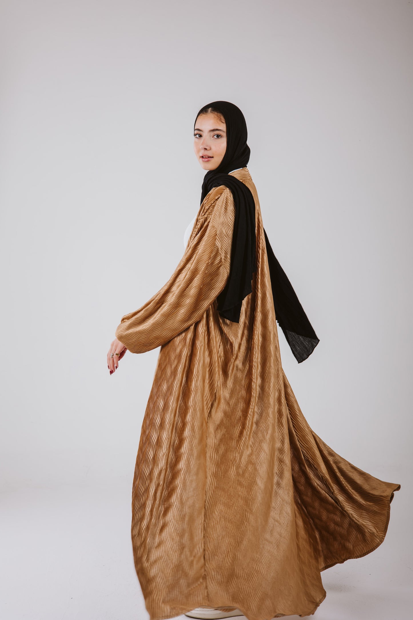 Noor Kaftan in Hazel