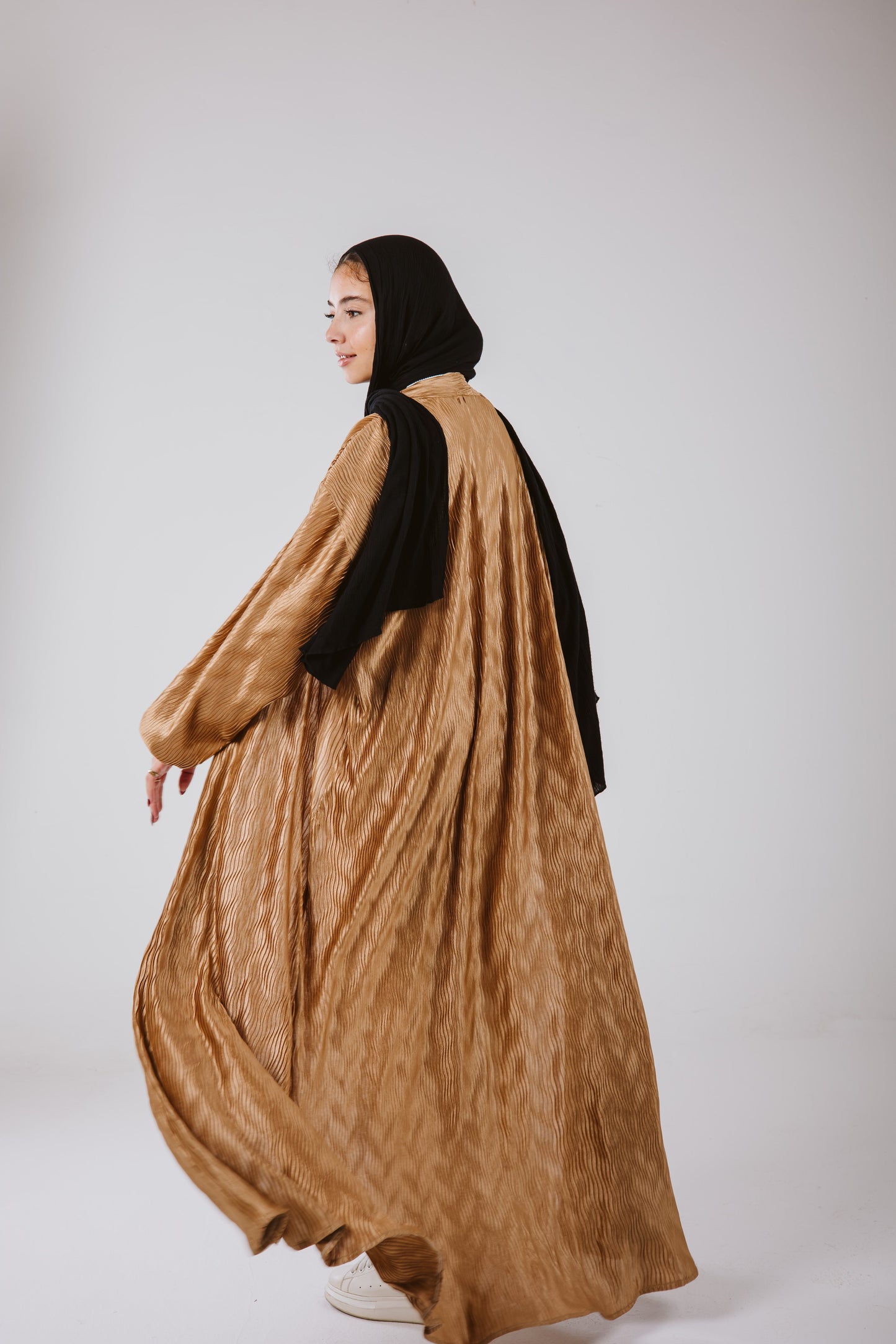 Noor Kaftan in Hazel