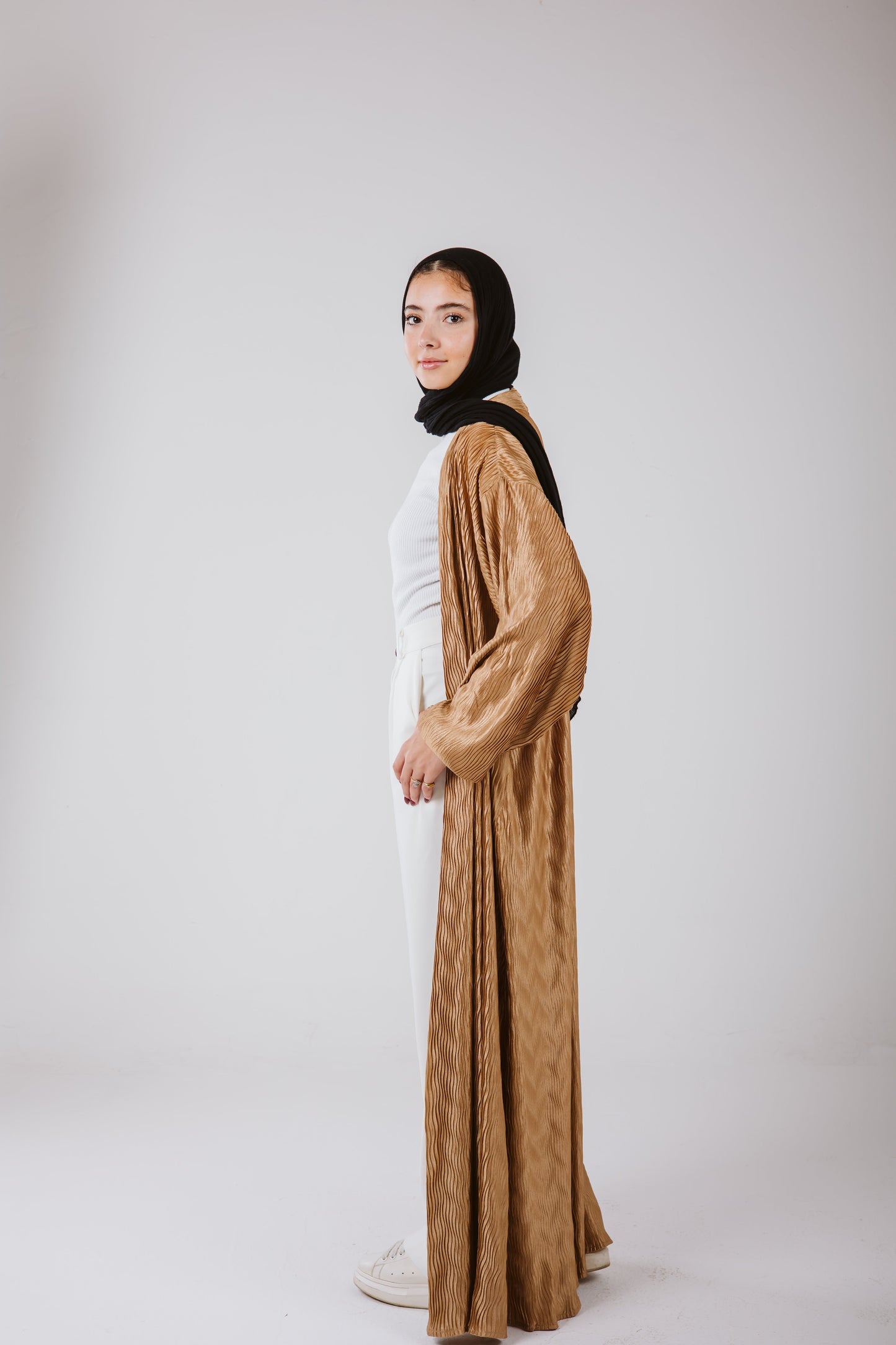 Noor Kaftan in Hazel