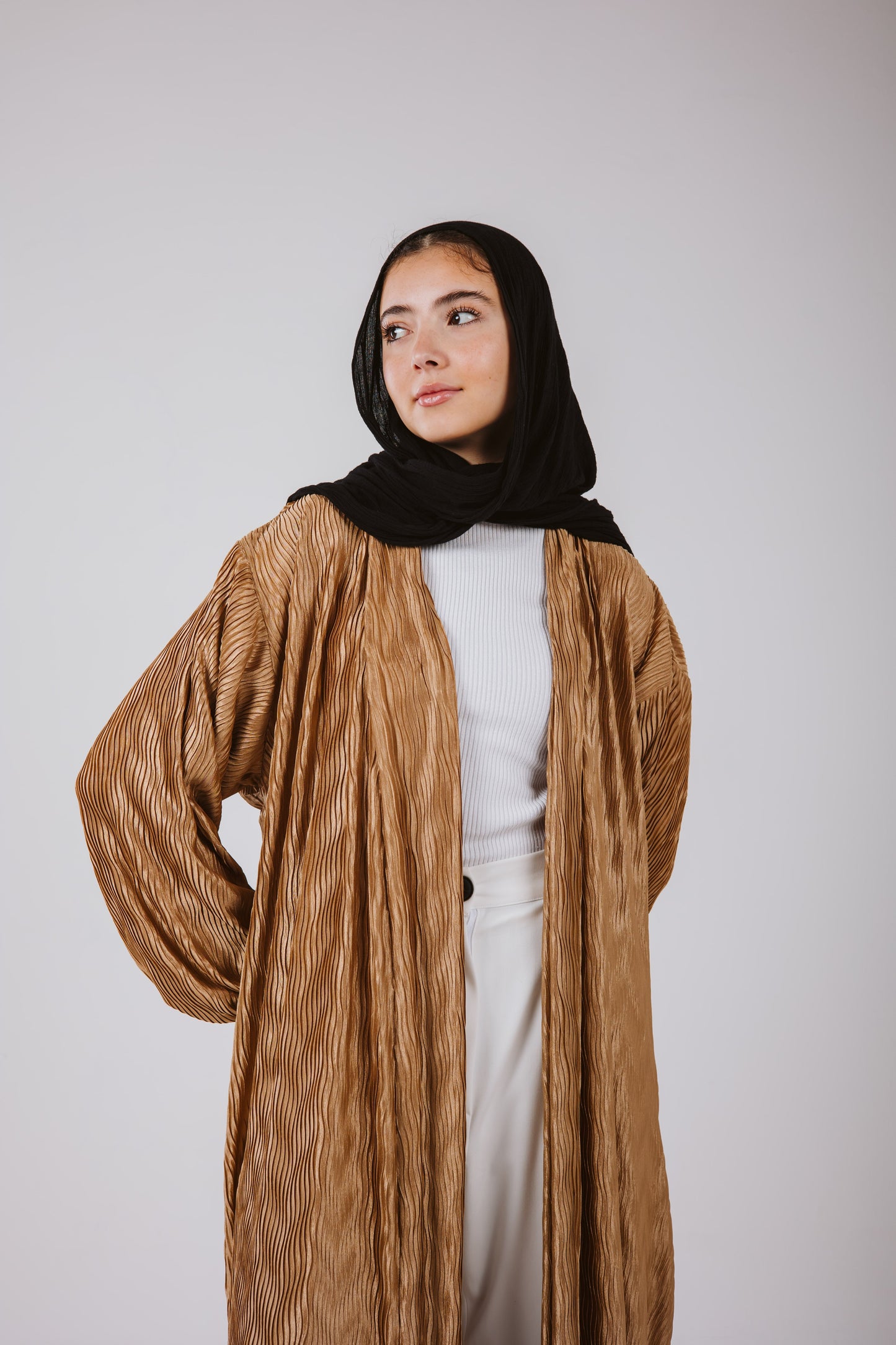Noor Kaftan in Hazel