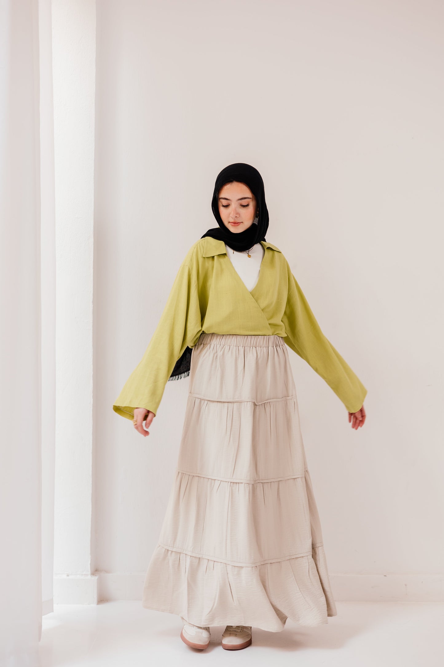 Alma Skirt in Almond