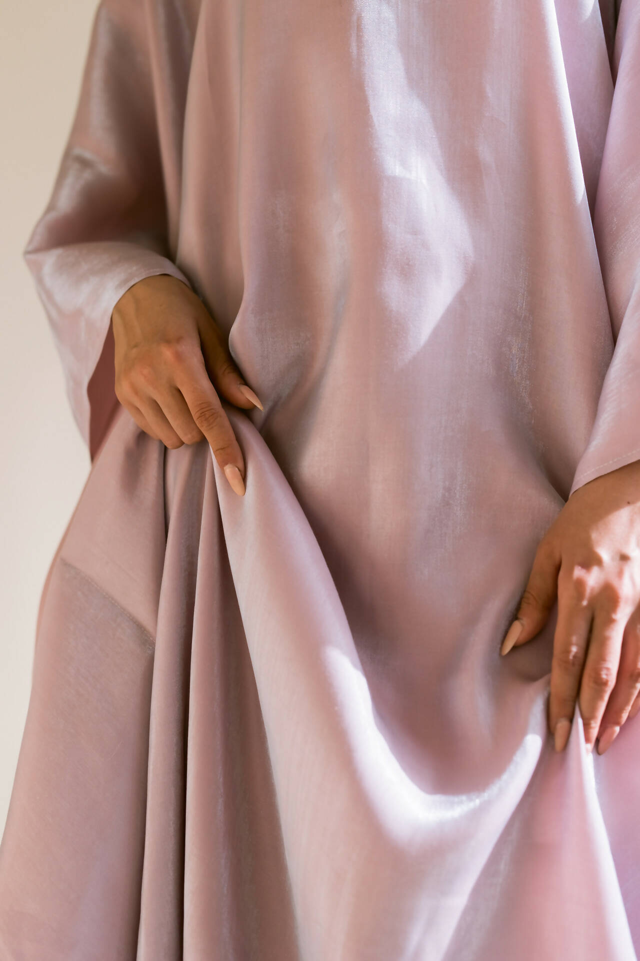 Shimmer Kaftan With Ruffle Neck