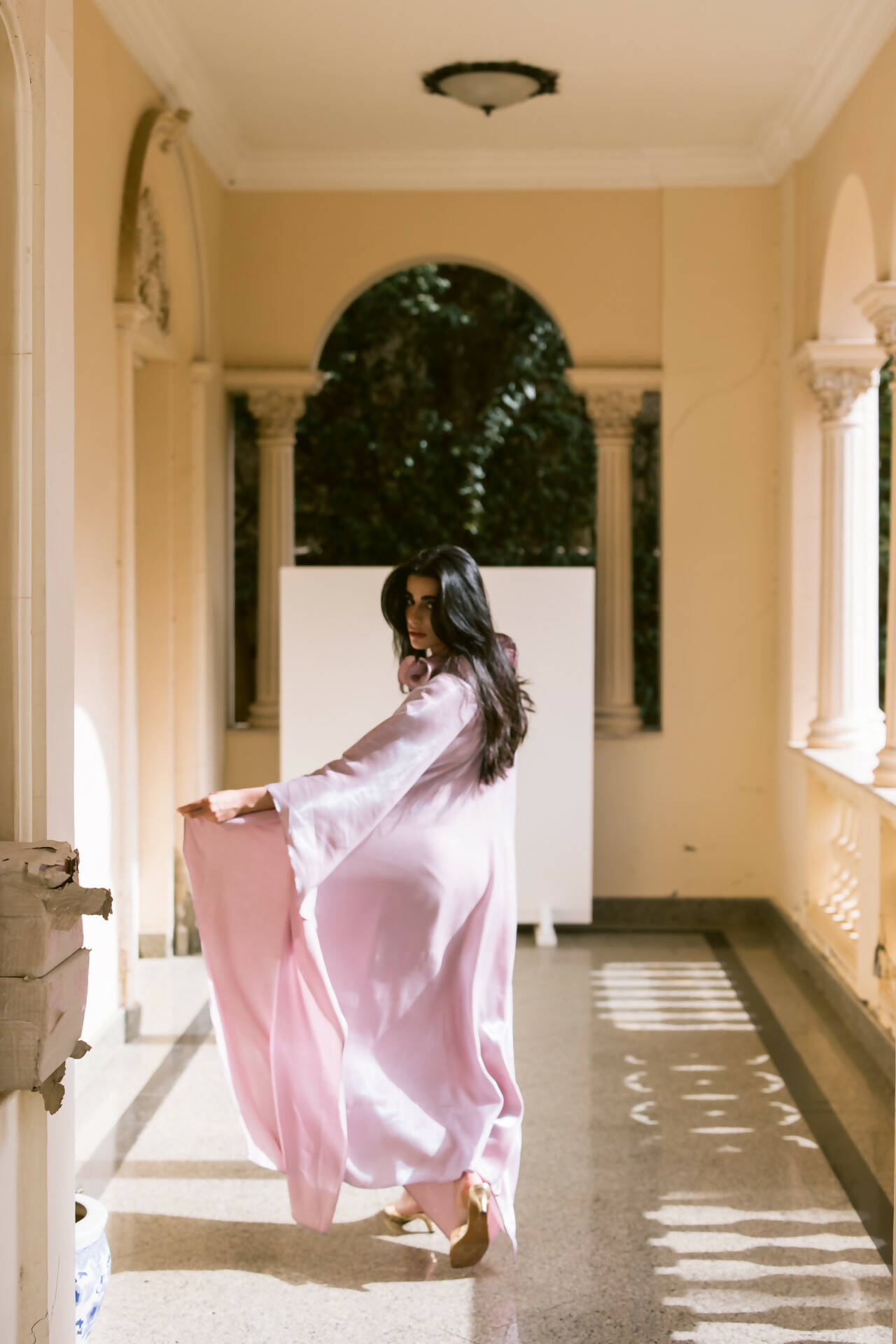 Shimmer Kaftan With Ruffle Neck