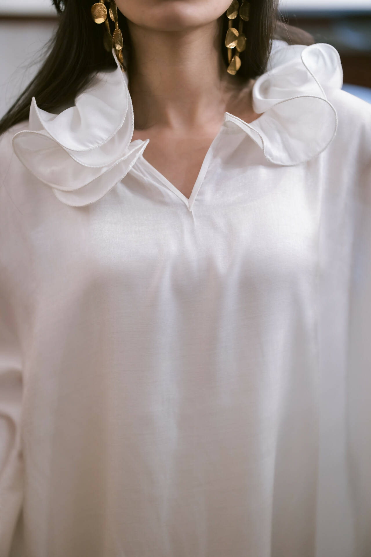 Shimmer Kaftan With Ruffle Neck