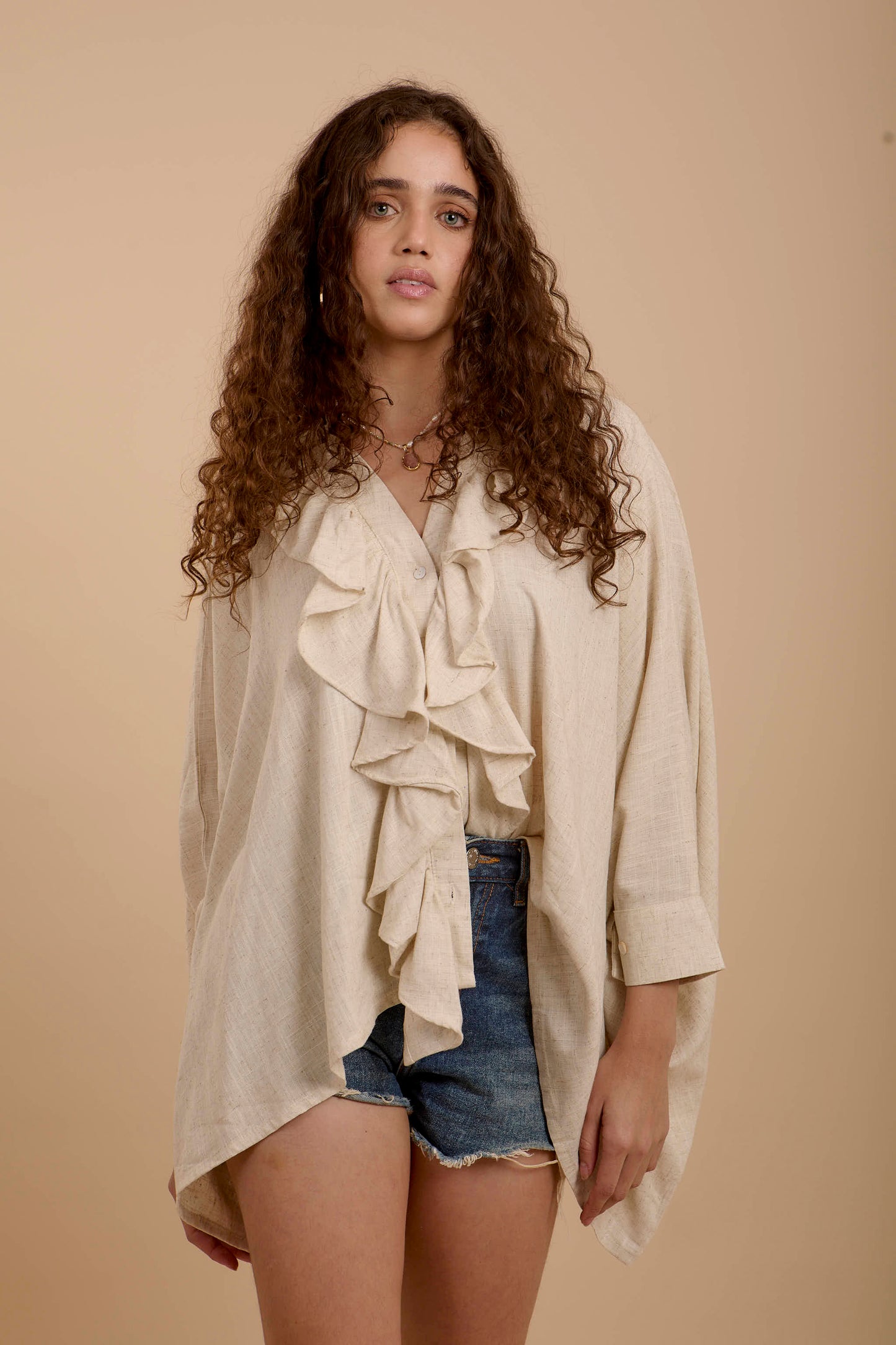 Ruffles Boho Beige shirt