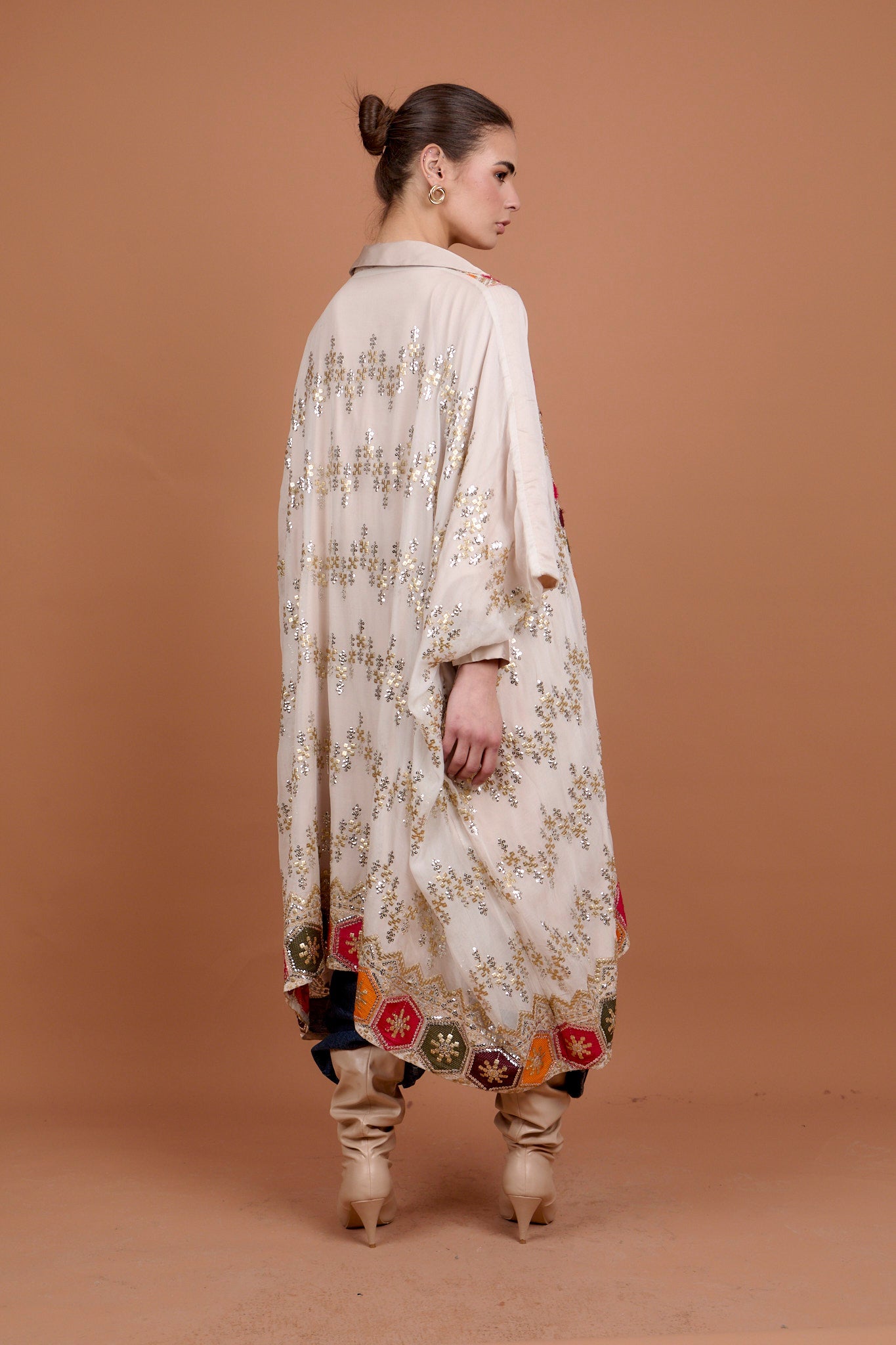Halo - White coated Kimono + Belt