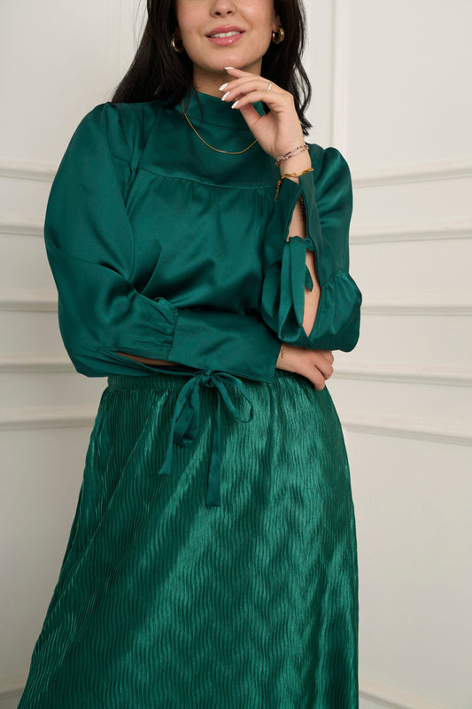 Escape the ordinary blouse in Emerald