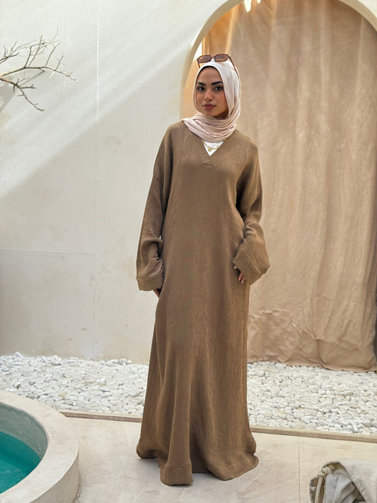 Feminine Fusion Dress In Chocolate