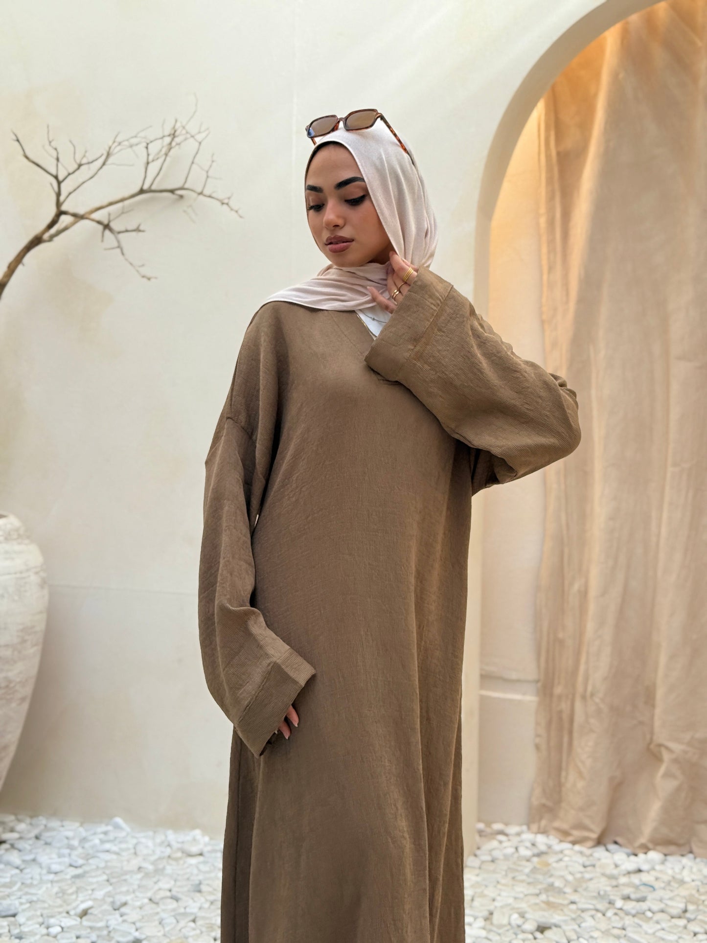 Feminine Fusion Dress In Chocolate