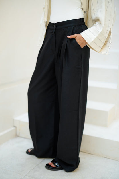 Darted Pants - Black