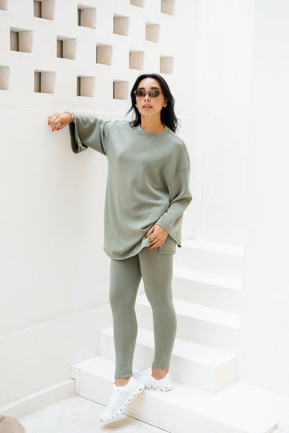 Ease Out Leggings - Olive