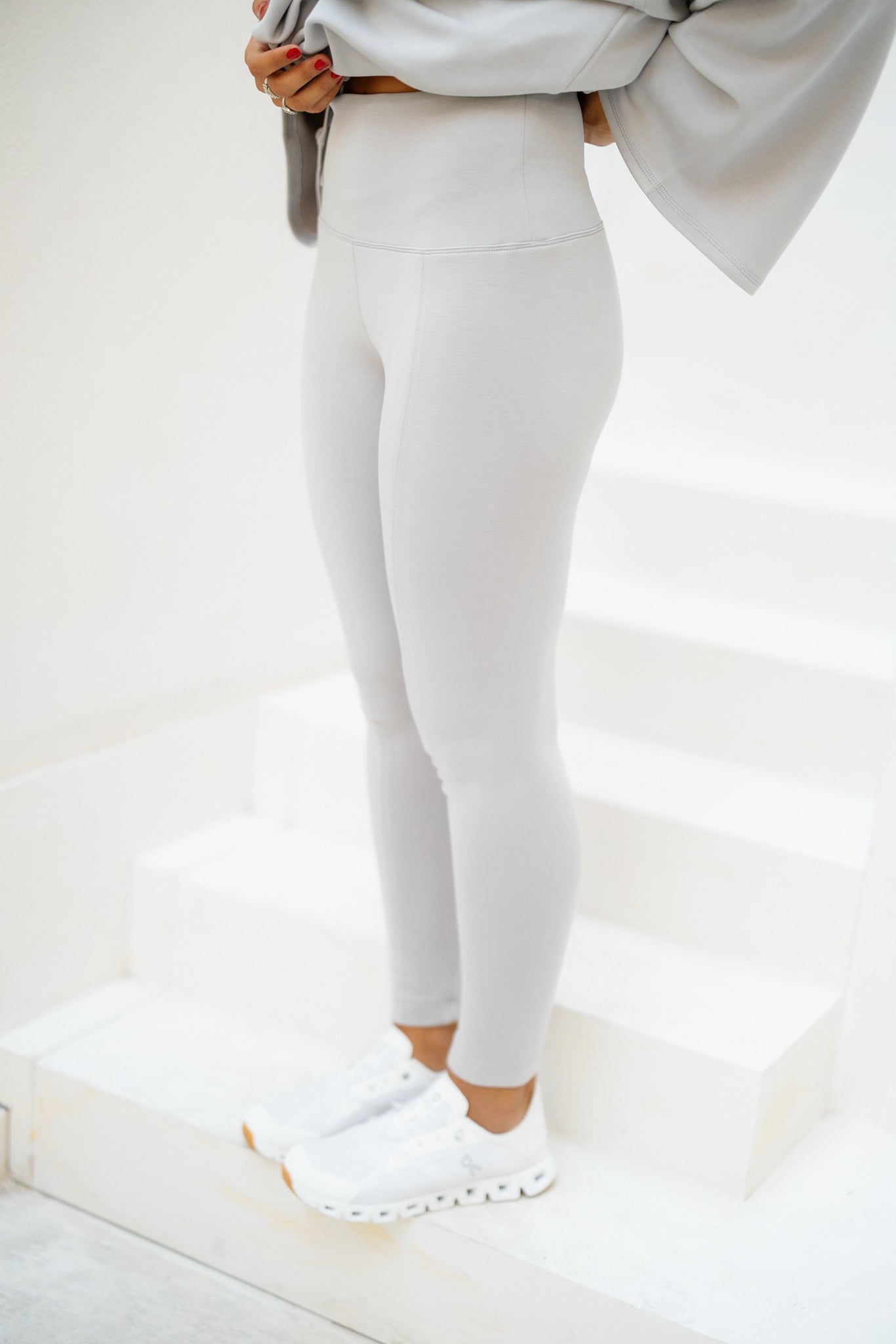 Ease Out Leggings - Grey