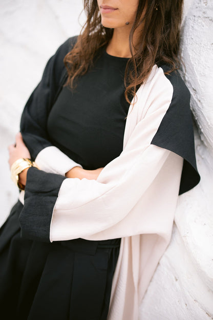 Dual Flowy Kimono - Black/Offwhite