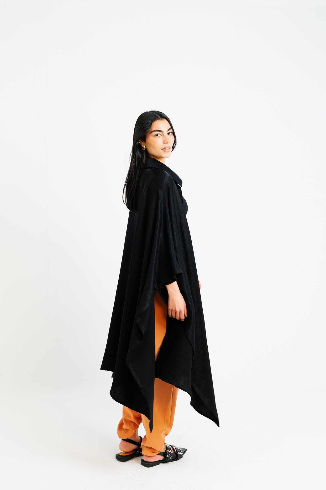 Shimmery Ribbed Kimono - Black