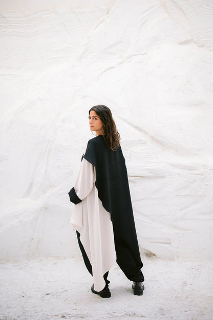 Dual Flowy Kimono - Black/Offwhite