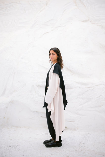 Dual Flowy Kimono - Black/Offwhite