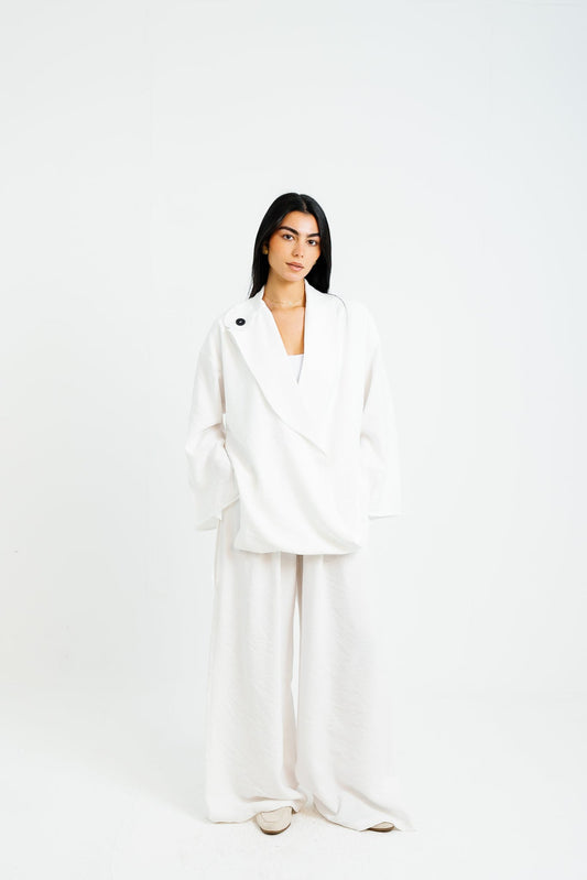 The Twisted Fit Set - White