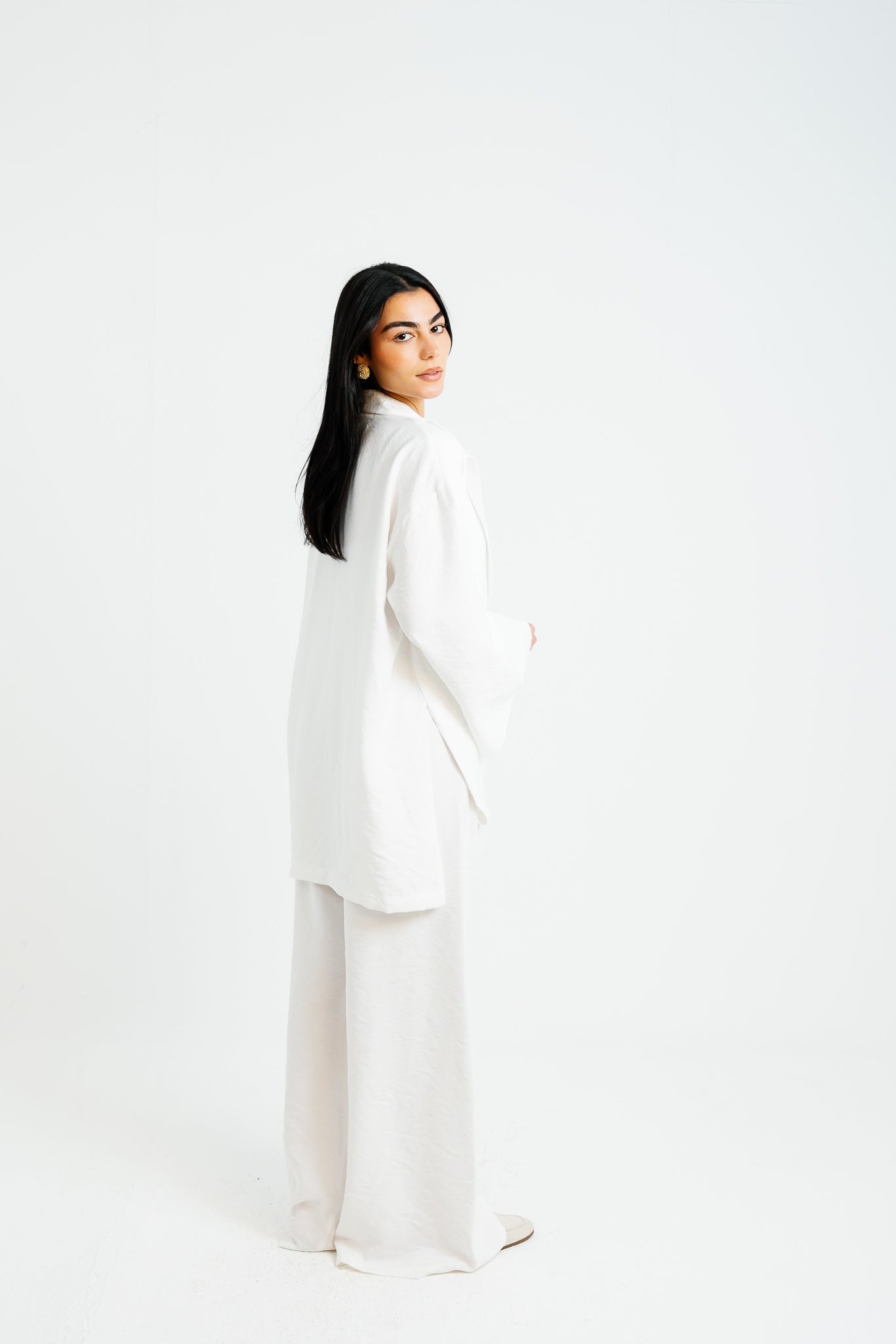 The Twisted Fit Set - White