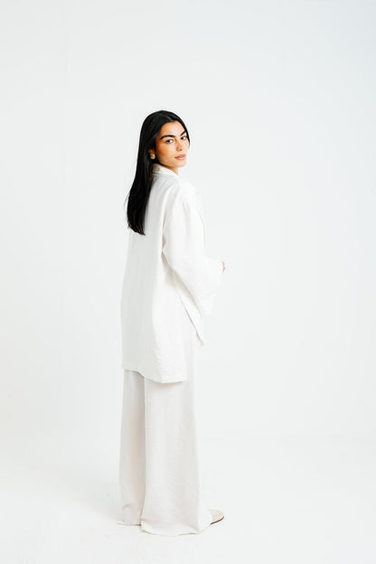 The Twisted Fit Set - White