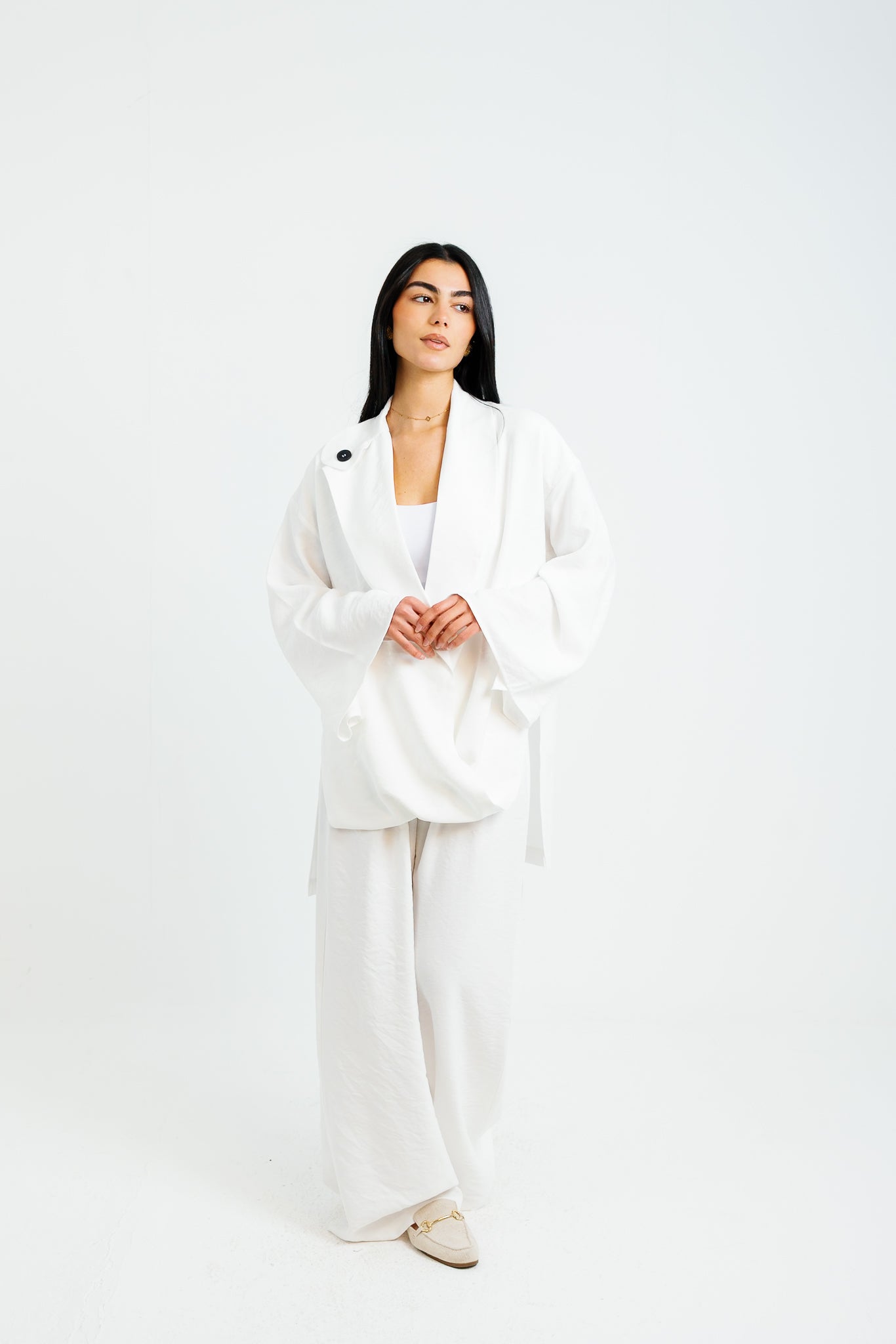 The Twisted Fit Set - White