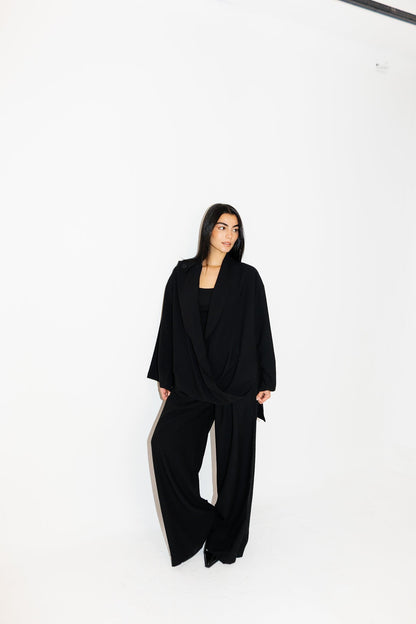 The Twisted Fit Set - Black