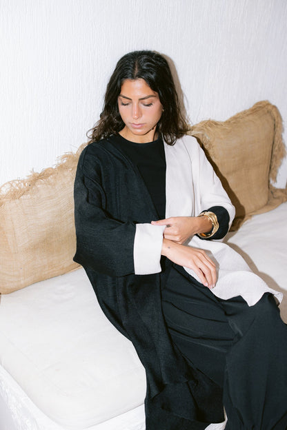 Dual Flowy Kimono - Black/Offwhite