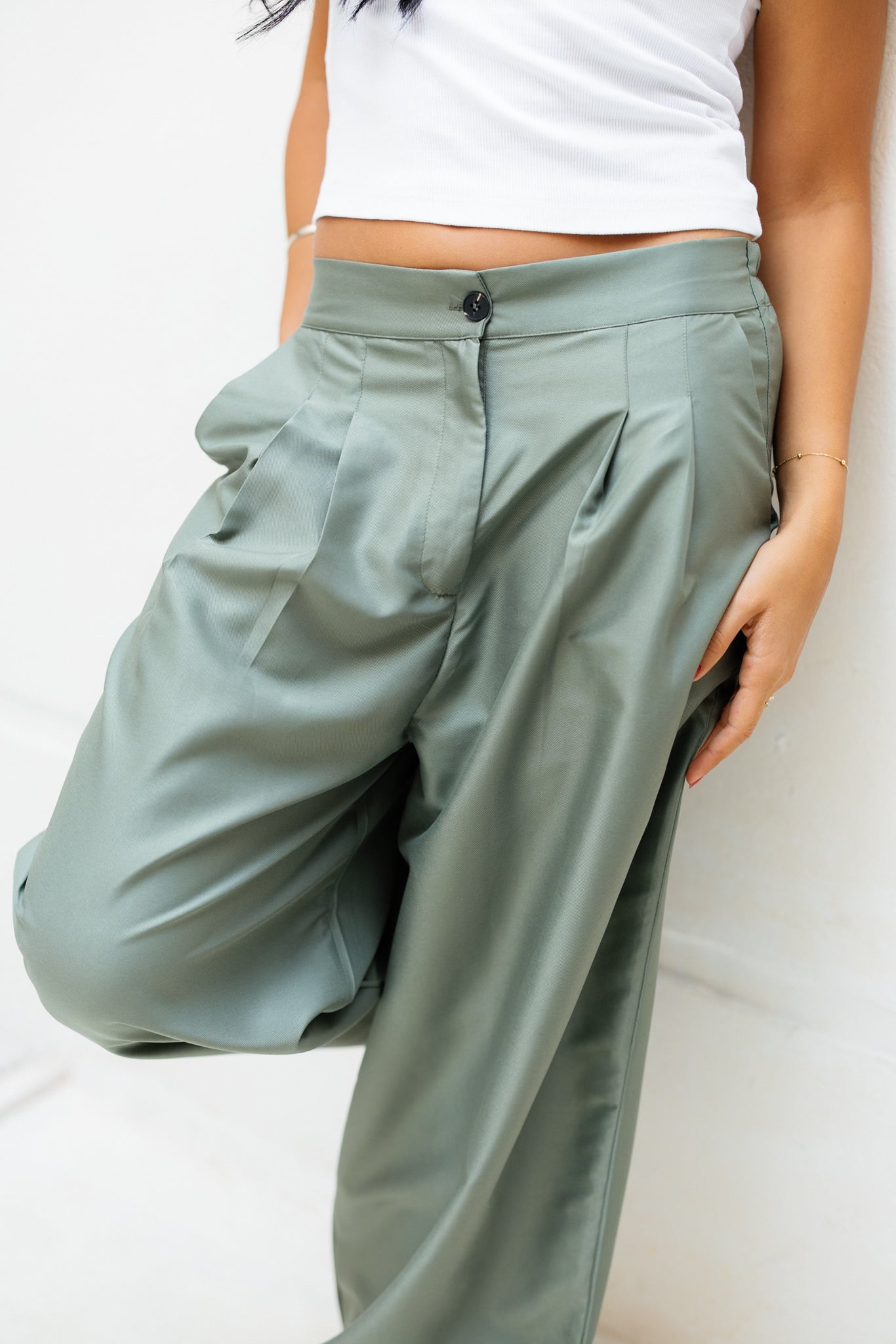 Darted Pants - Olive