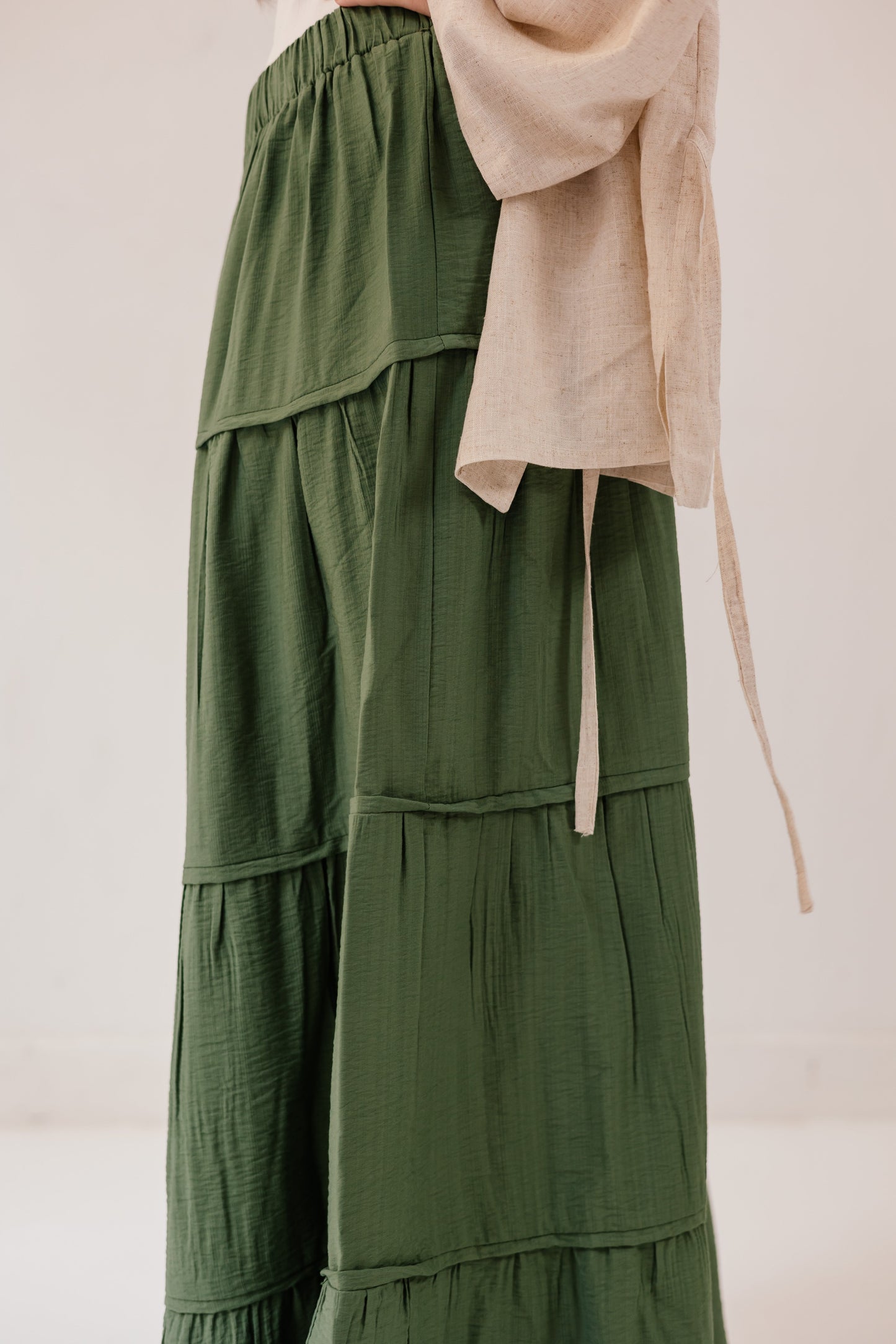 Alma Skirt in Forest green
