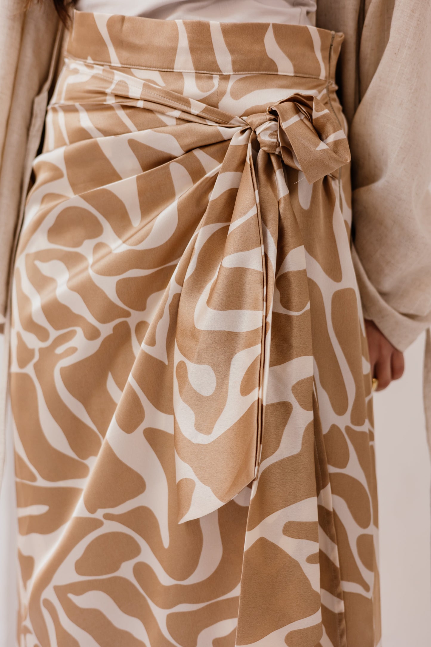 Fiora Silk Skirt in Champagne