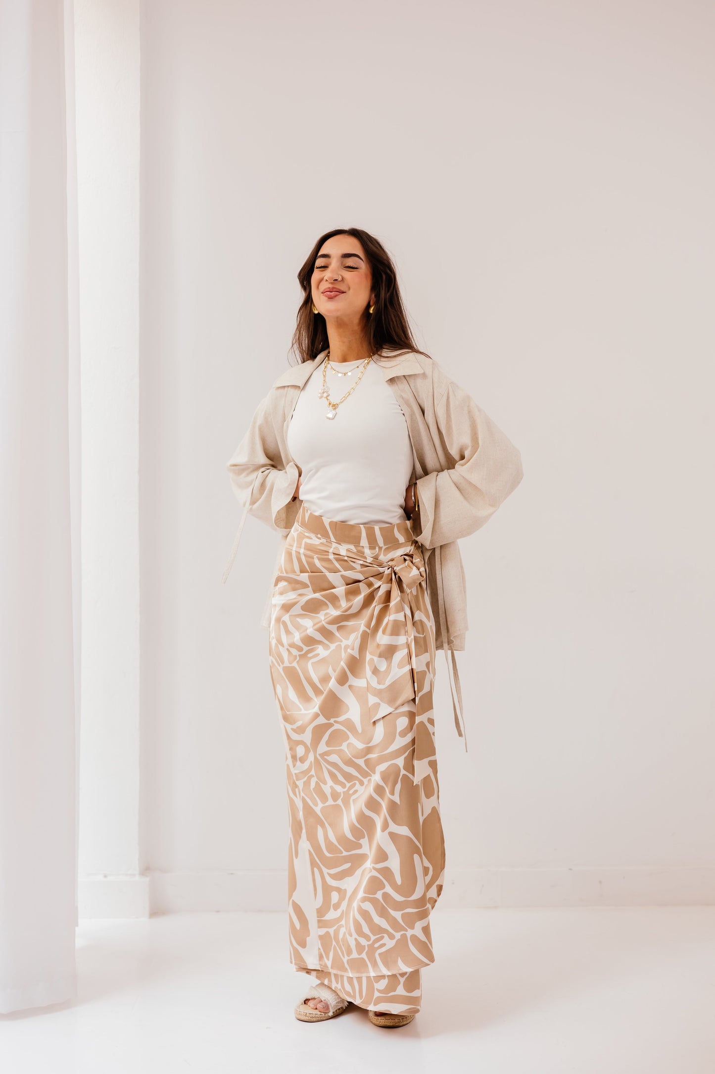 Fiora Silk Skirt in Champagne