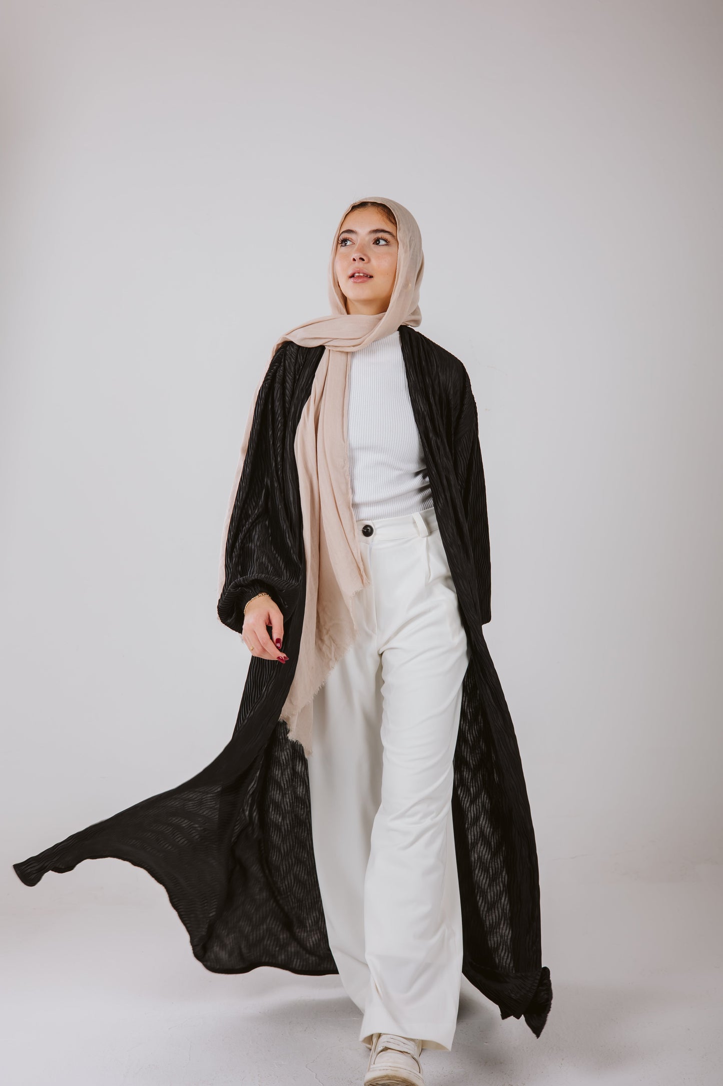 Noor Kaftan in Black