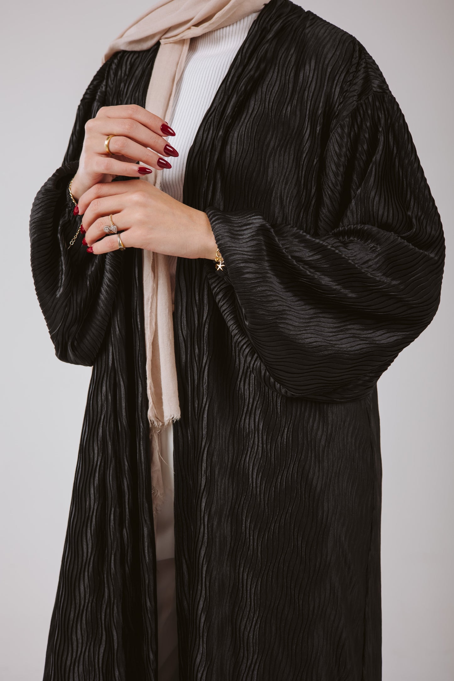 Noor Kaftan in Black
