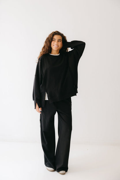 The Ease Lounge Set in Black