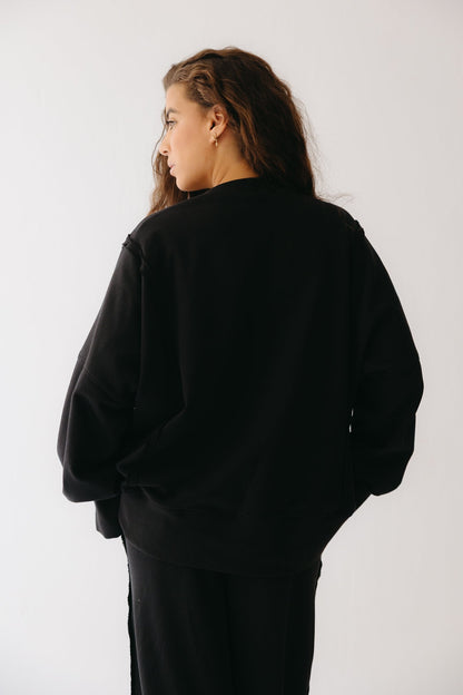 The Ease Lounge Set in Black