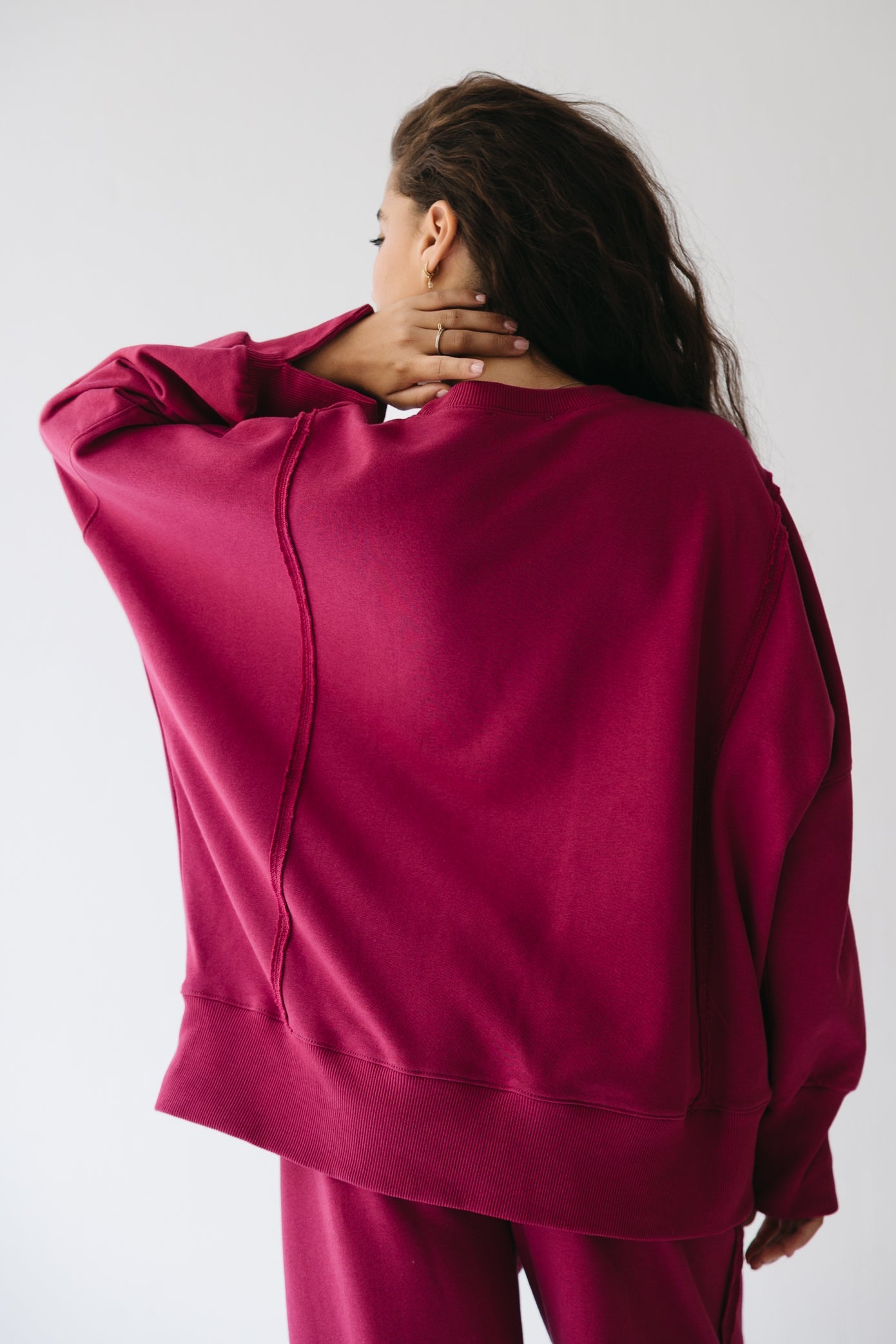 The Ease Lounge Set in Raspberry