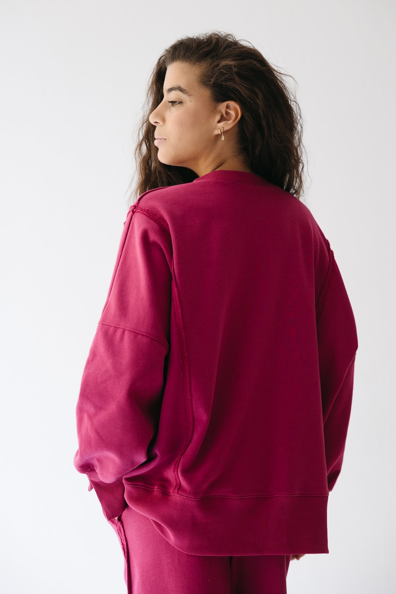 The Ease Lounge Set in Raspberry