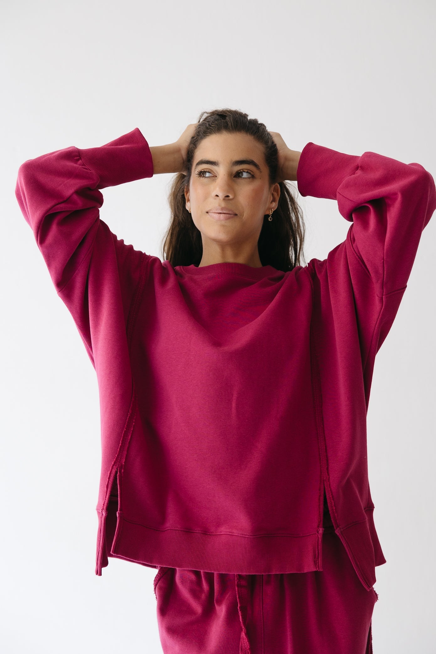 The Ease Lounge Set in Raspberry