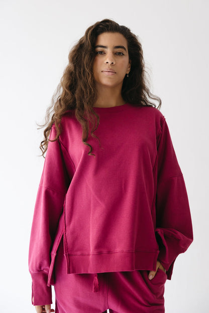 The Ease Lounge Set in Raspberry