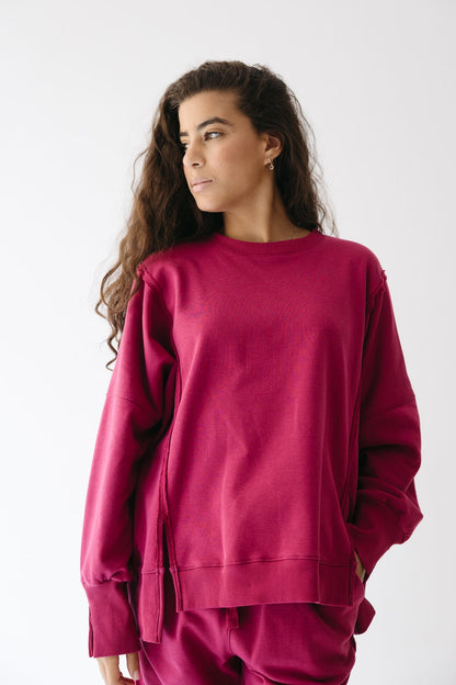 The Ease Lounge Set in Raspberry